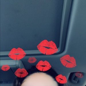 Meet your Posher, Lucy